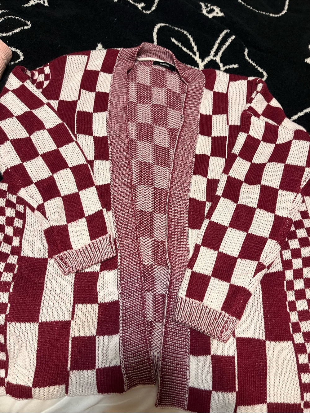 Women’s Checkerboard Open-Front Women’s Sweater Cardigan - Burgundy & Cream